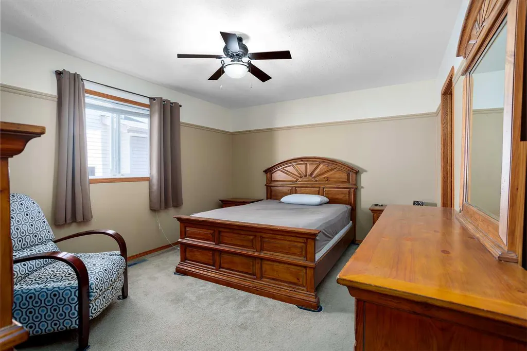 55 Edgewood Drive Camrose AB T4V 4Z3