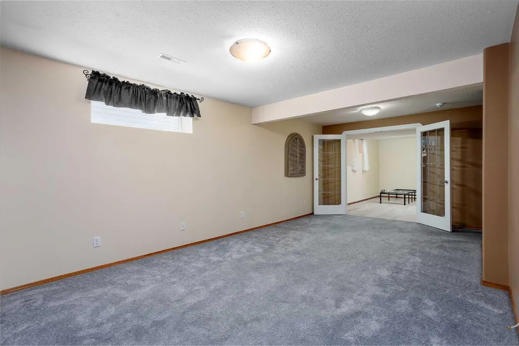 55 Edgewood Drive Camrose AB T4V 4Z3