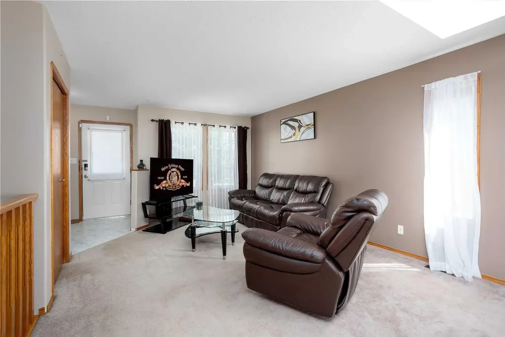55 Edgewood Drive Camrose AB T4V 4Z3