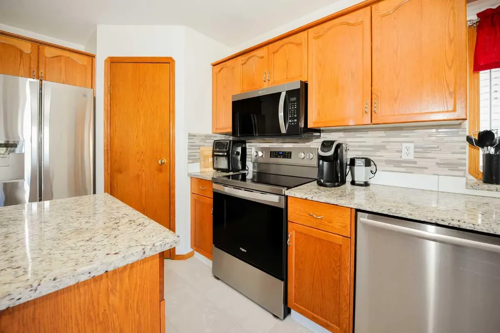 55 Edgewood Drive Camrose AB T4V 4Z3