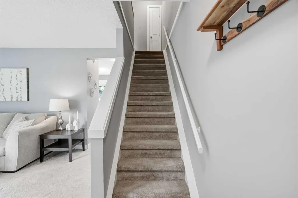 237 Deerpoint Lane SE Calgary AB T2J 6M6