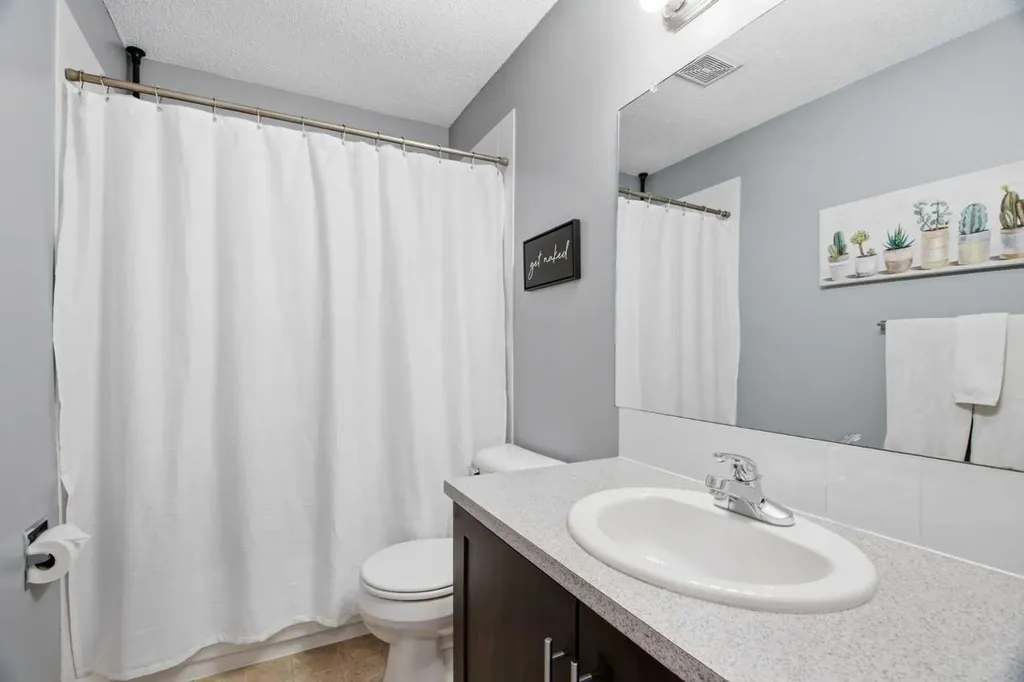 237 Deerpoint Lane SE Calgary AB T2J 6M6