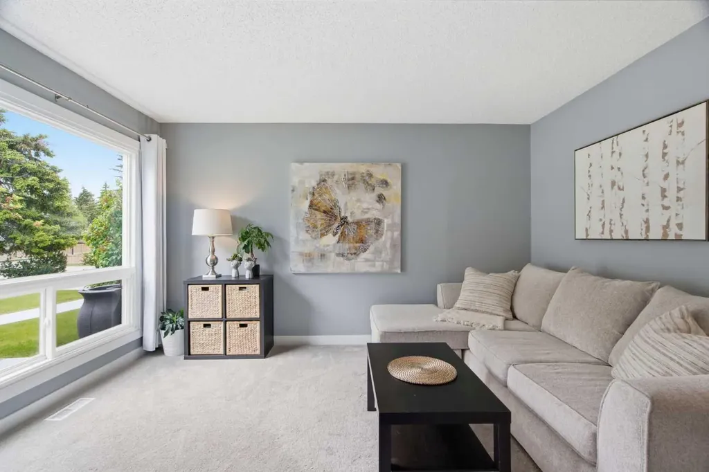 237 Deerpoint Lane SE Calgary AB T2J 6M6