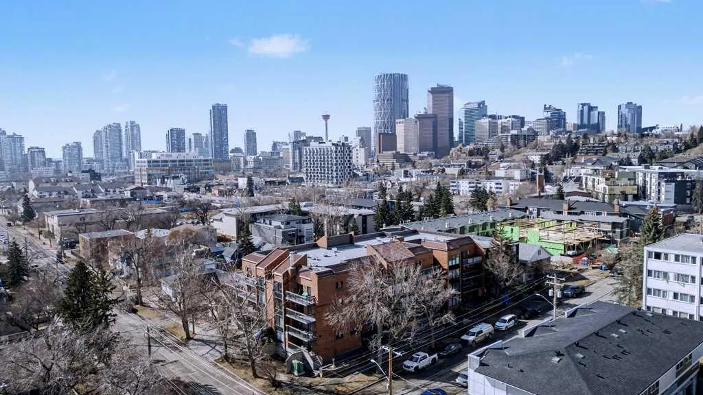 659 4 Avenue NE Calgary AB T2E0J9