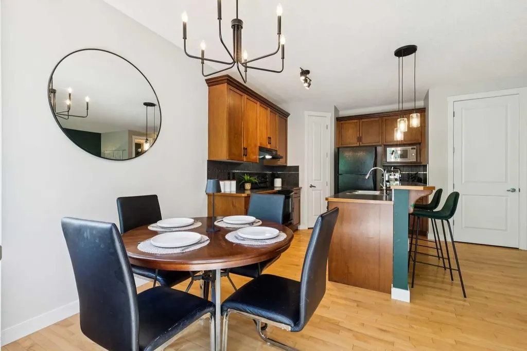 344 Rockyspring Grove NW Calgary AB T3G 0A8