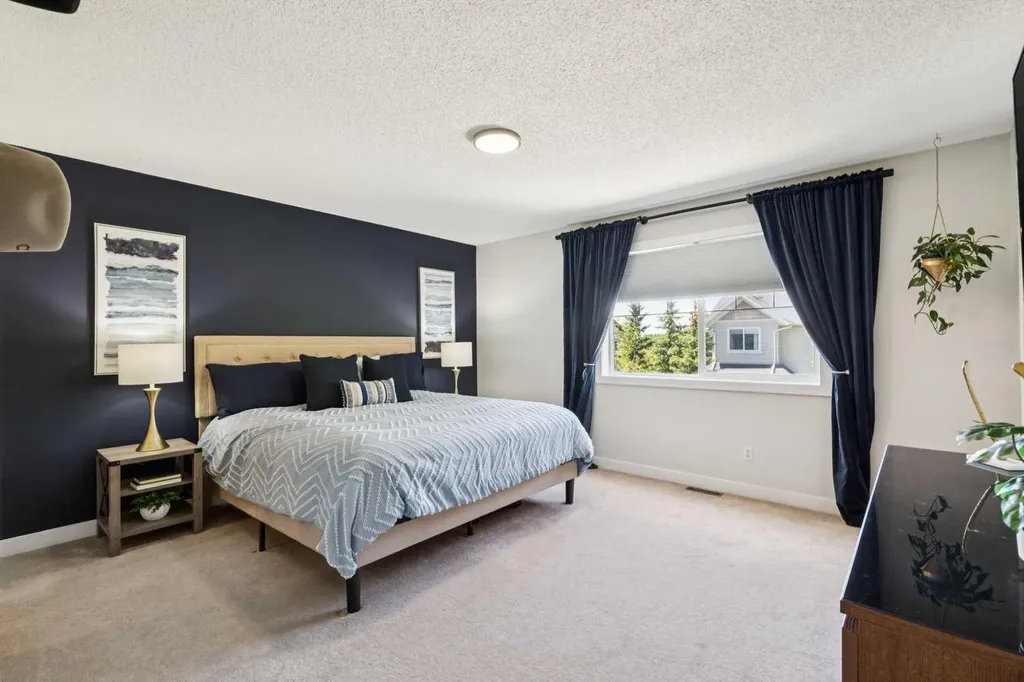 344 Rockyspring Grove NW Calgary AB T3G 0A8