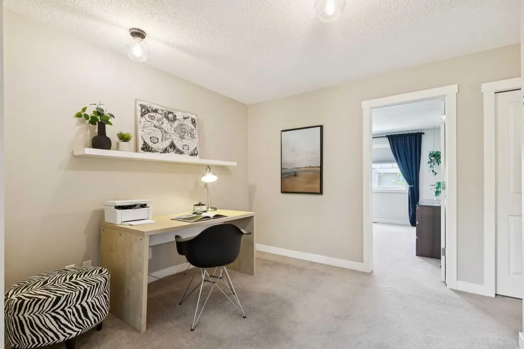 344 Rockyspring Grove NW Calgary AB T3G 0A8