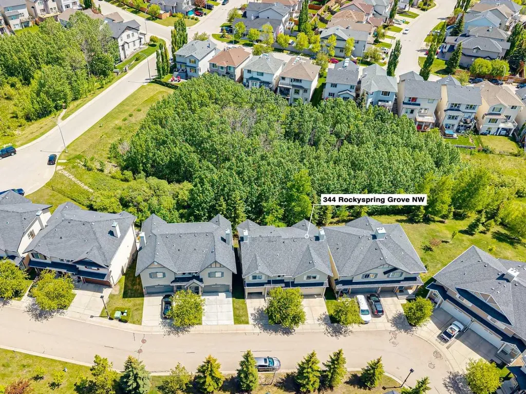 344 Rockyspring Grove NW Calgary AB T3G 0A8