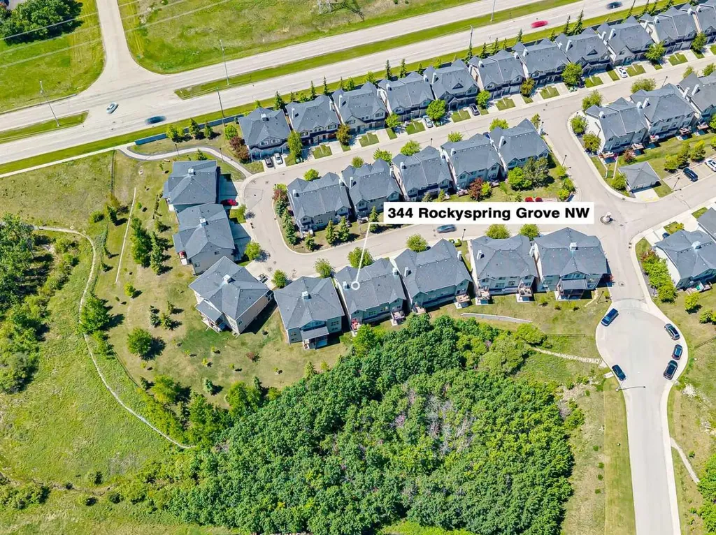 344 Rockyspring Grove NW Calgary AB T3G 0A8