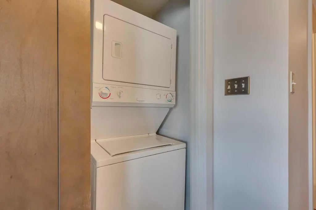 1730 7 Street SW Calgary AB T2T2W6