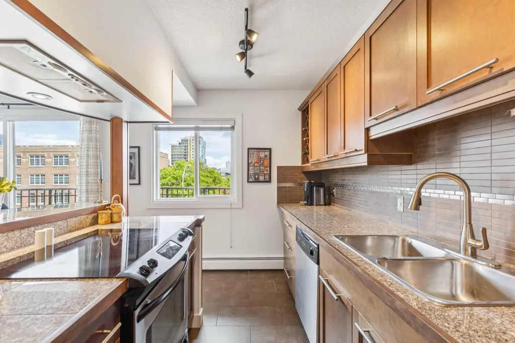 1730 7 Street SW Calgary AB T2T2W6