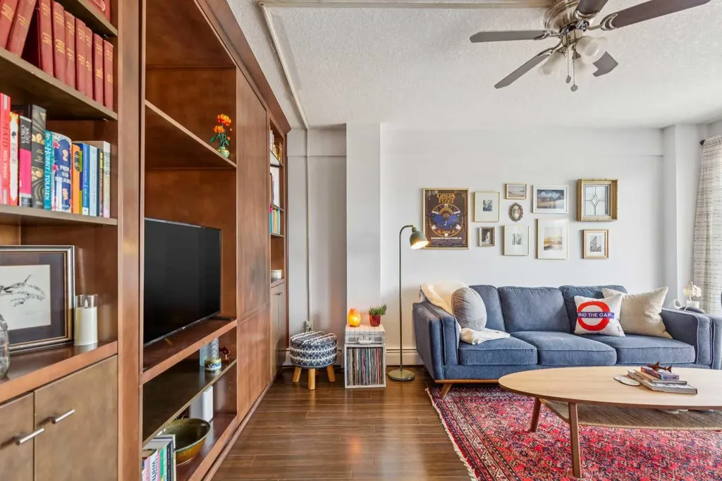 1730 7 Street SW Calgary AB T2T2W6