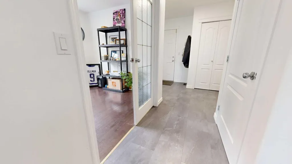10233 Landing Drive Grande Prairie AB T8X 0B5