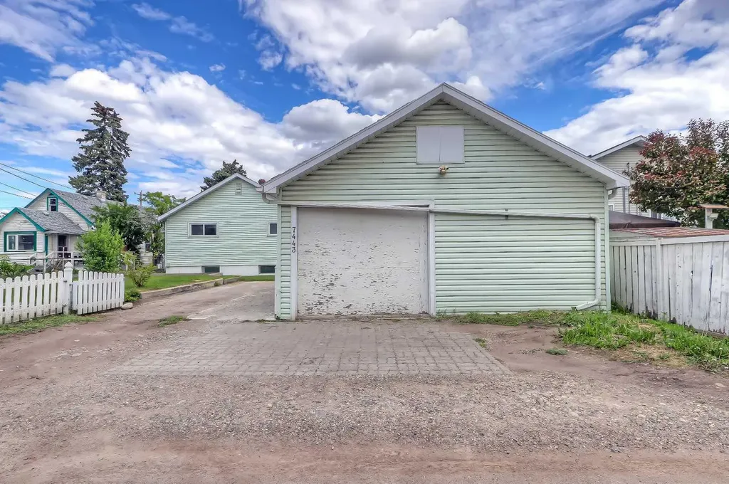 7443 Ogden Road SE Calgary AB T2C 1B9