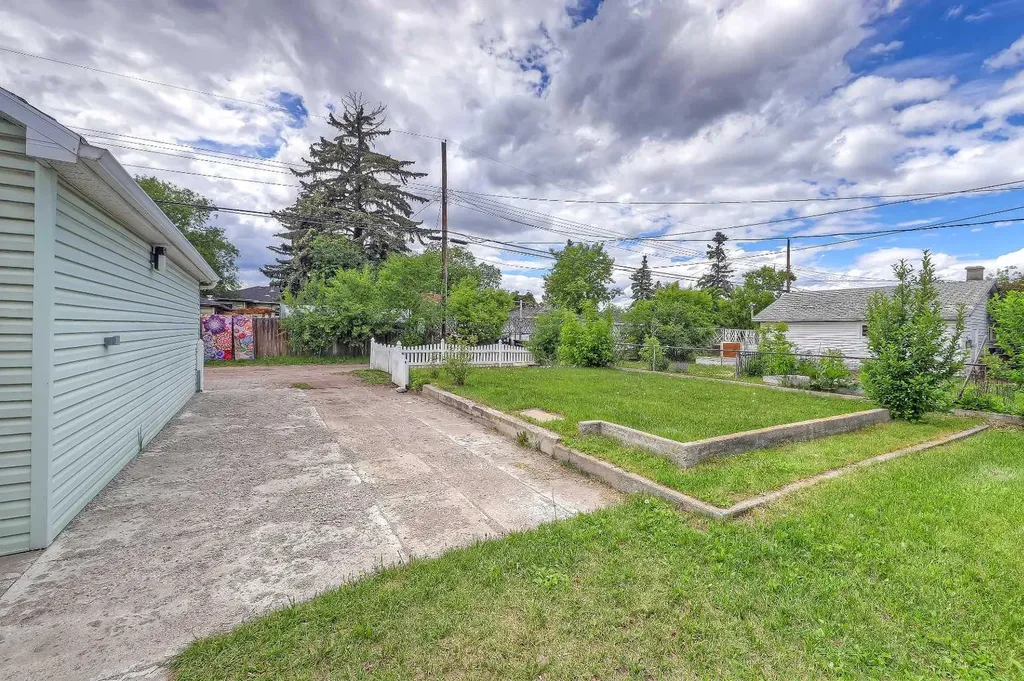 7443 Ogden Road SE Calgary AB T2C 1B9