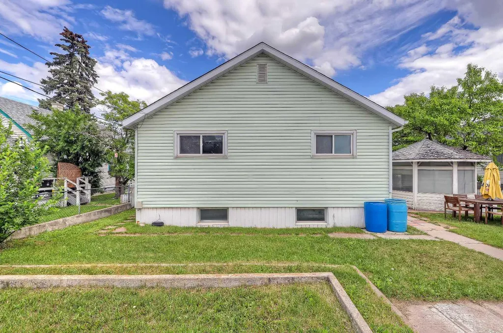 7443 Ogden Road SE Calgary AB T2C 1B9