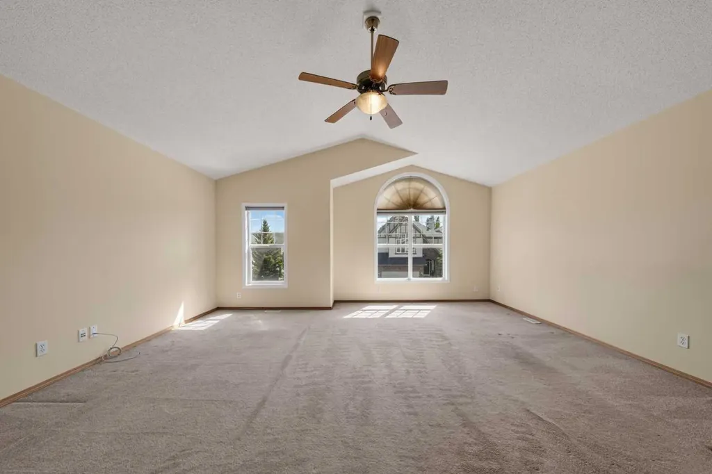 63 Cougartown Close SW Calgary AB T3H 0B3