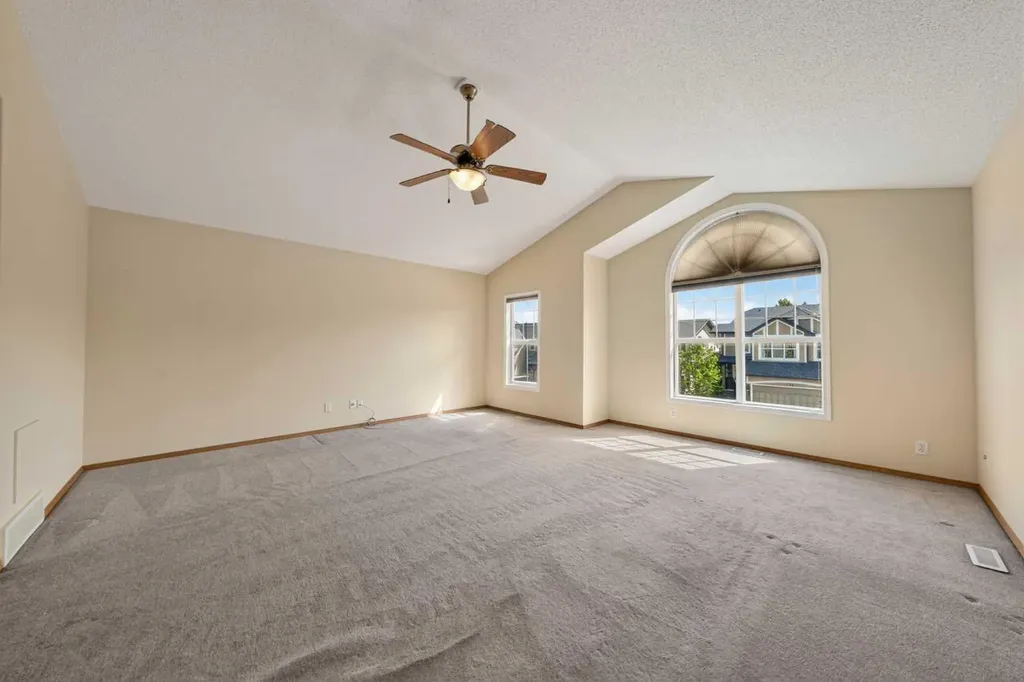 63 Cougartown Close SW Calgary AB T3H 0B3