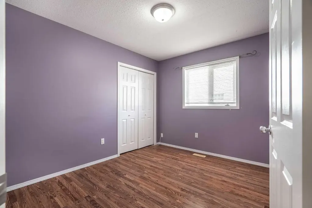 6608 39 Street Lloydminster AB T9V 2Z4