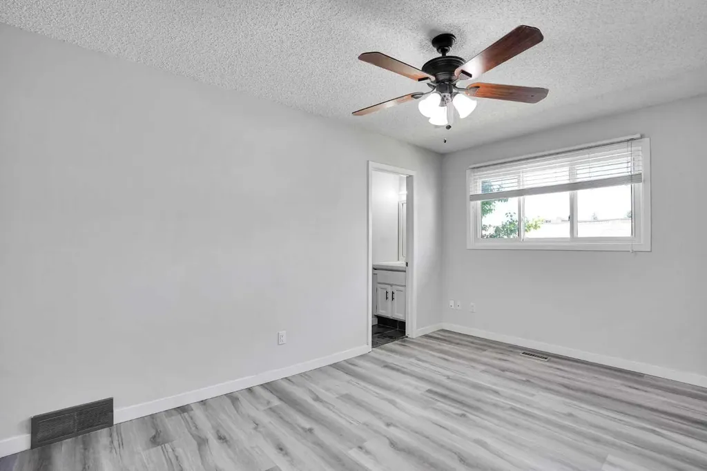 60 Whitaker Close NE Calgary AB T1Y 5K3