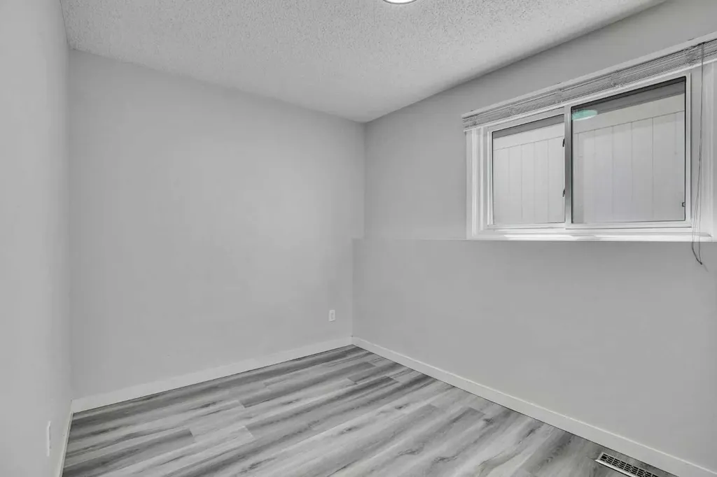 60 Whitaker Close NE Calgary AB T1Y 5K3
