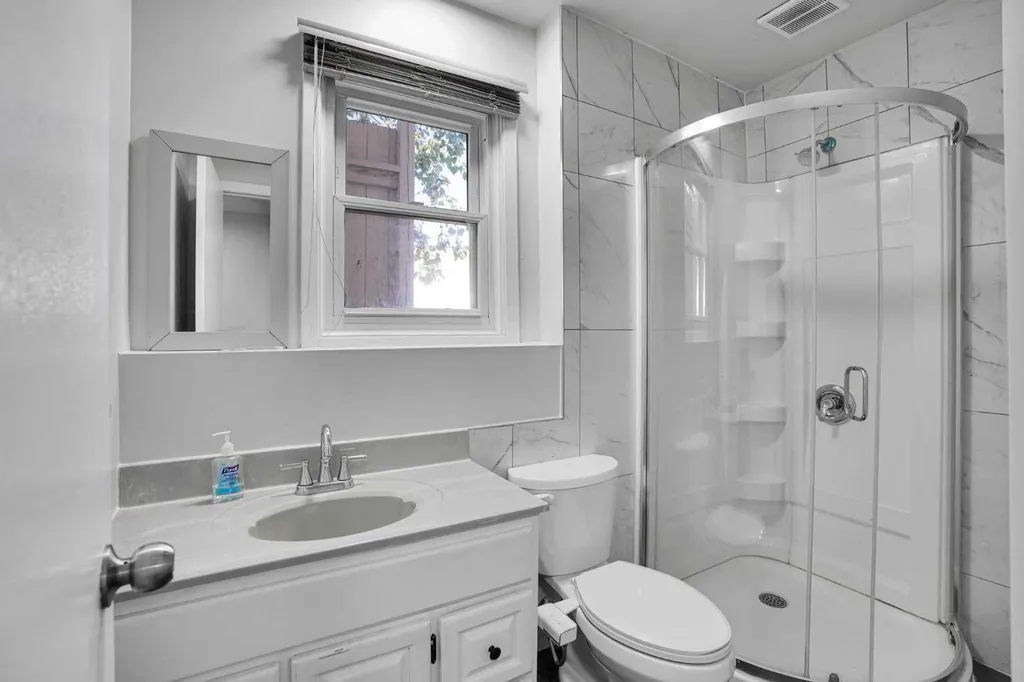 60 Whitaker Close NE Calgary AB T1Y 5K3
