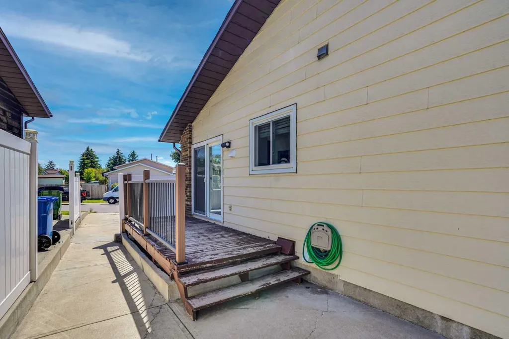 60 Whitaker Close NE Calgary AB T1Y 5K3