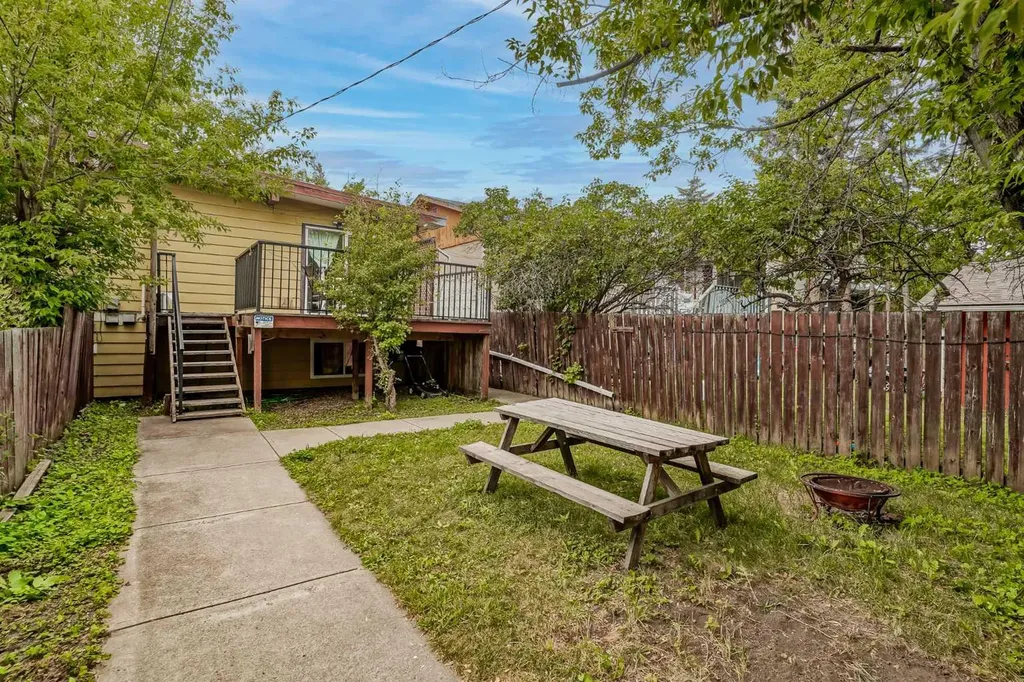 2240A 43 Street SE Calgary AB T2B 1H5