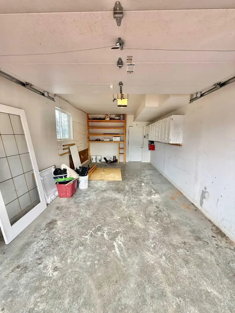 106 Chetamon Drive Hinton AB T7V1G5