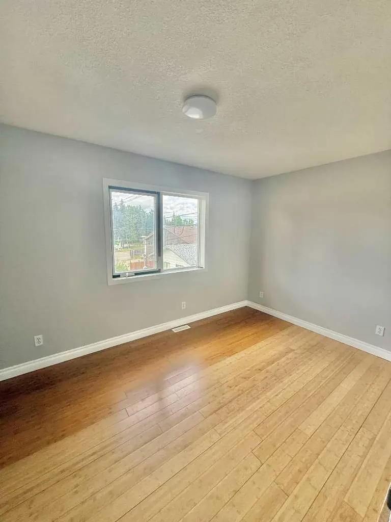 106 Chetamon Drive Hinton AB T7V1G5
