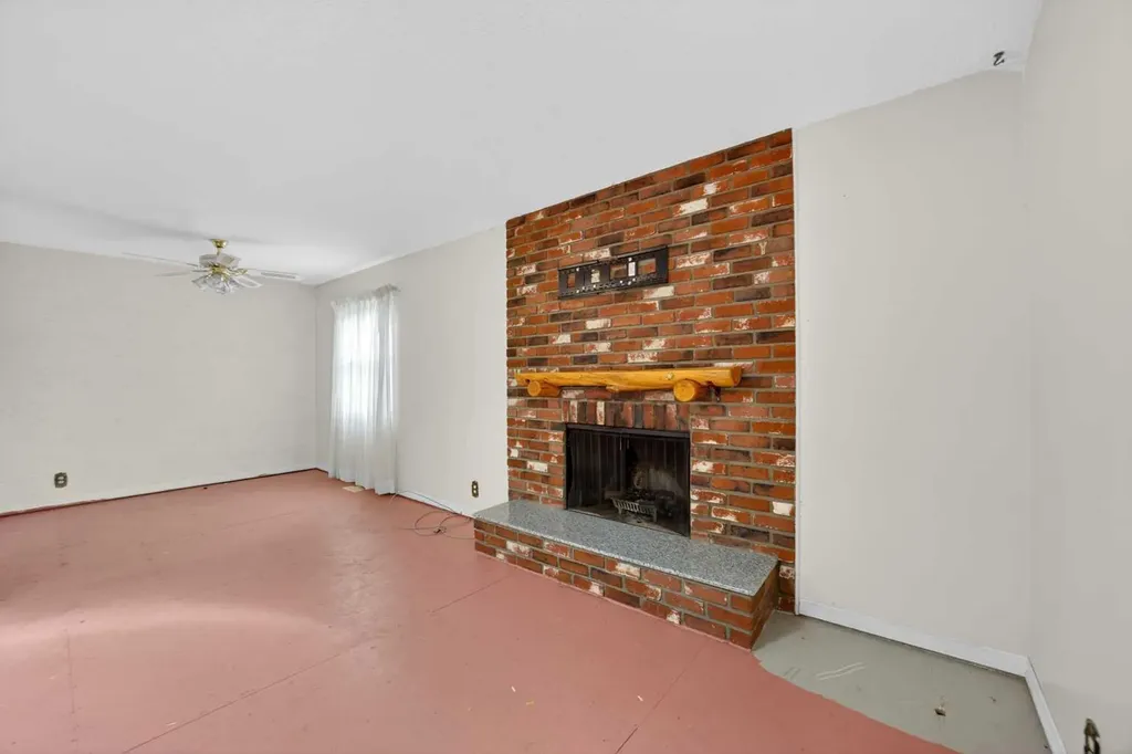 1329 Idaho Street Carstairs AB T0M0N0