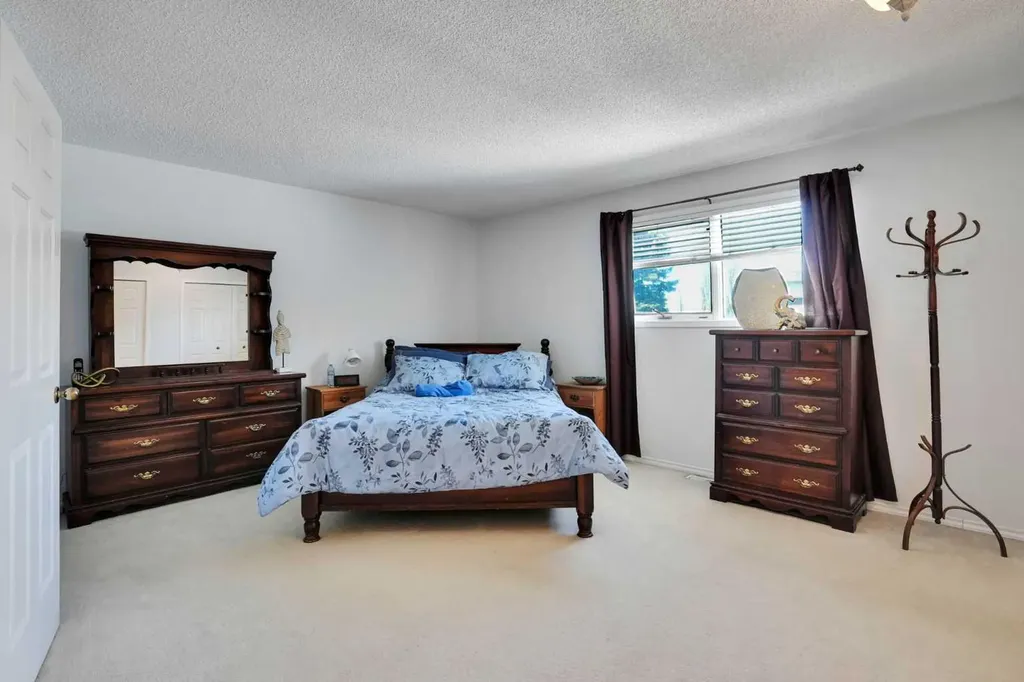 2295 1 Street NE Calgary AB T2E 1T4