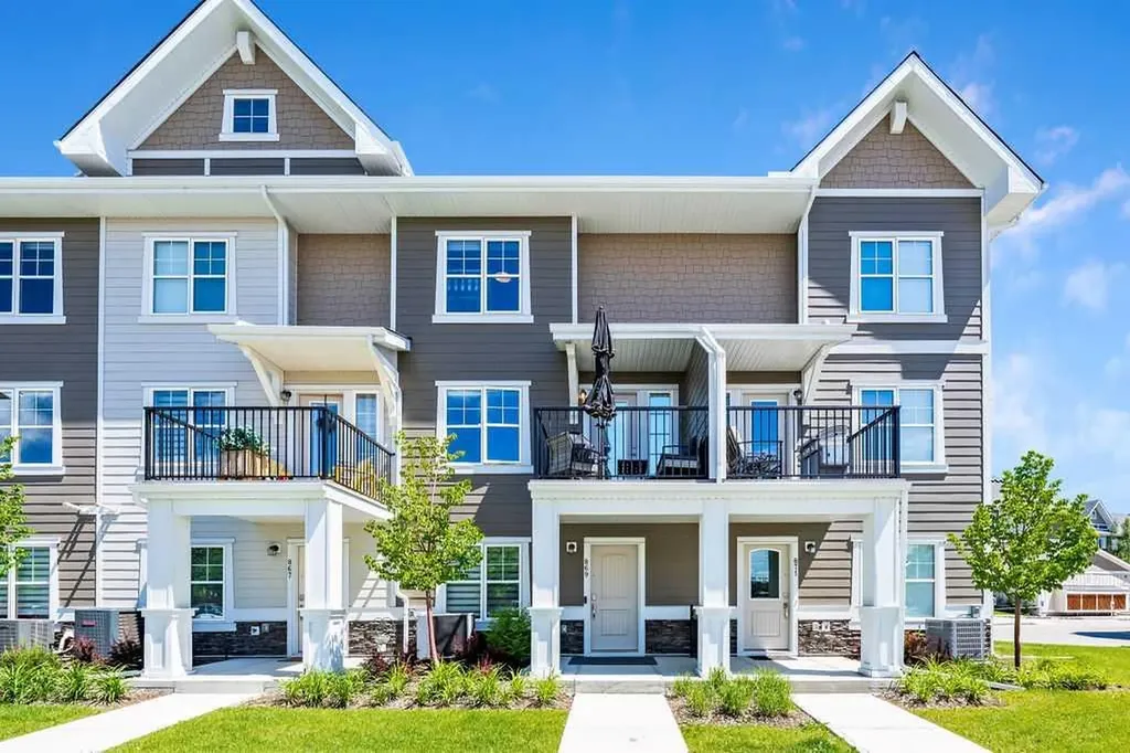 869 Cranston Avenue SE Calgary AB T3M 2V5