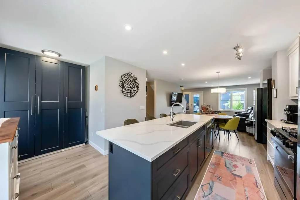 869 Cranston Avenue SE Calgary AB T3M 2V5