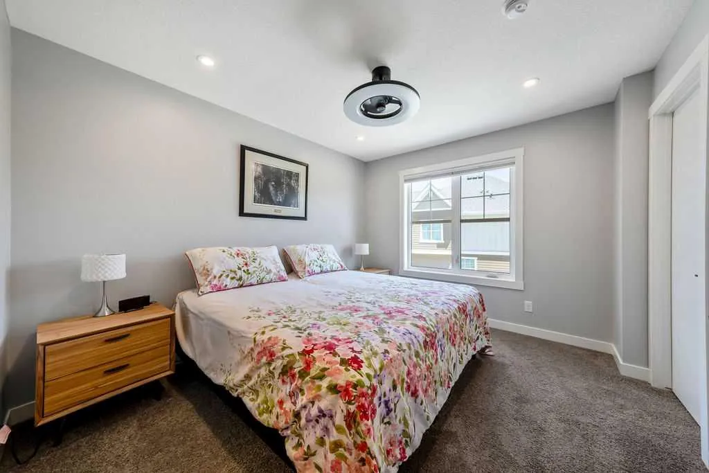 869 Cranston Avenue SE Calgary AB T3M 2V5