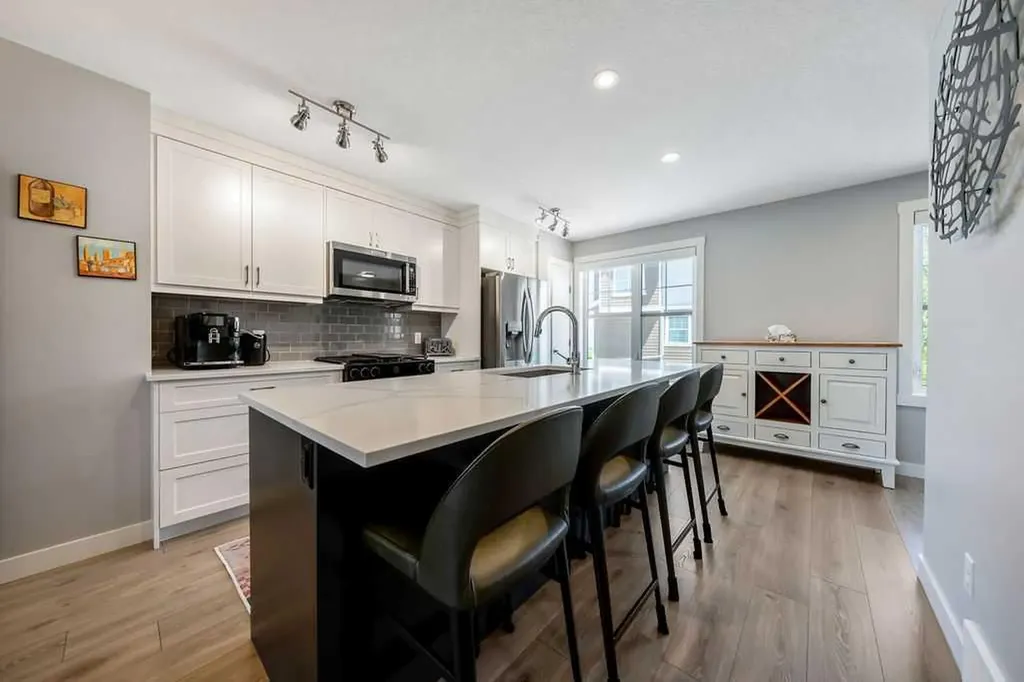 869 Cranston Avenue SE Calgary AB T3M 2V5