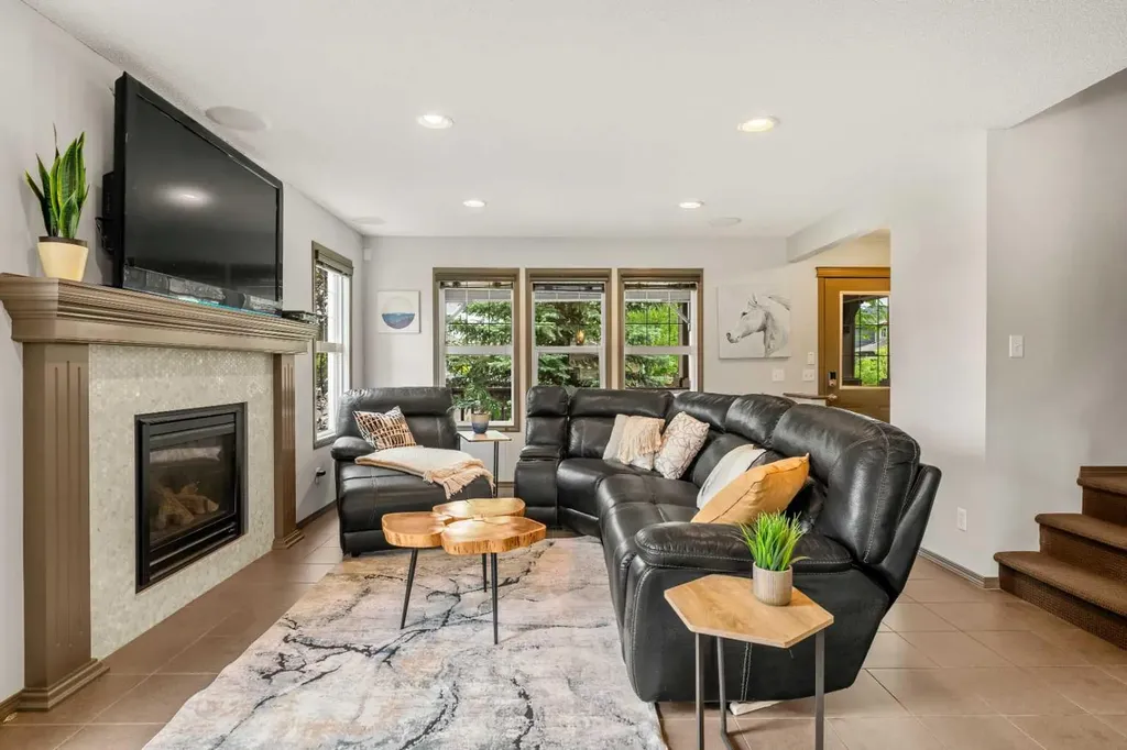 177 Chaparral Valley Drive SE Calgary AB T2X 0L9