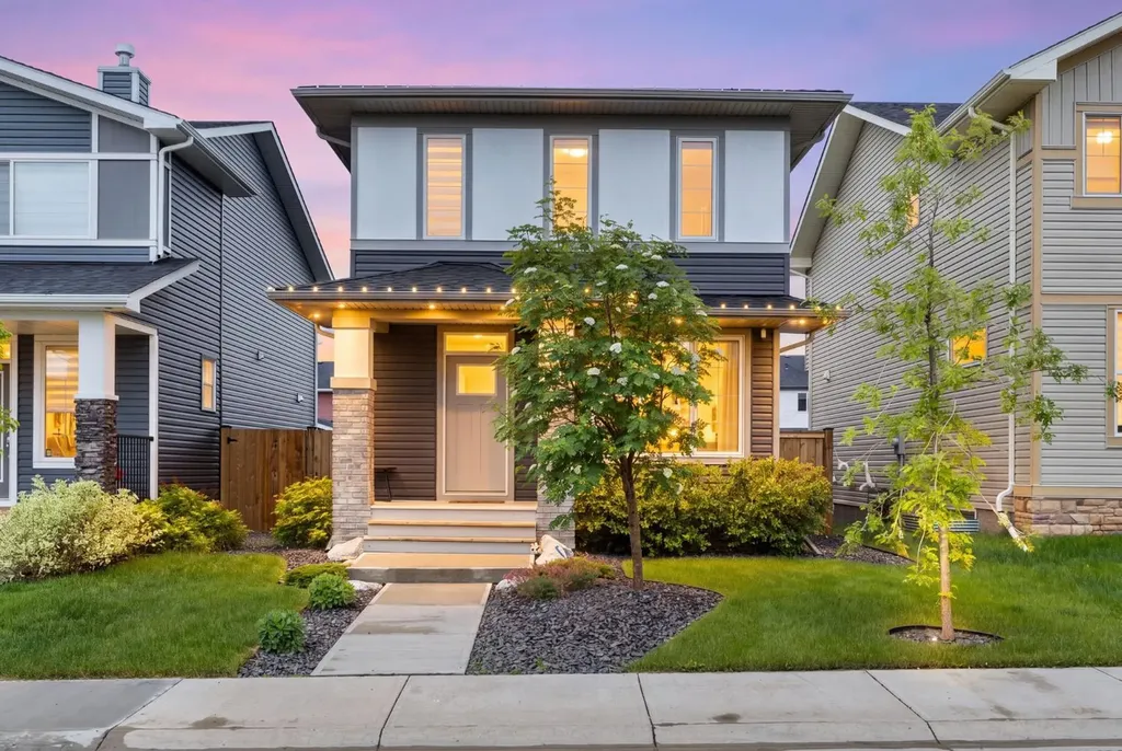 40 Dawson Harbour Villas Chestermere AB T1X 2A3
