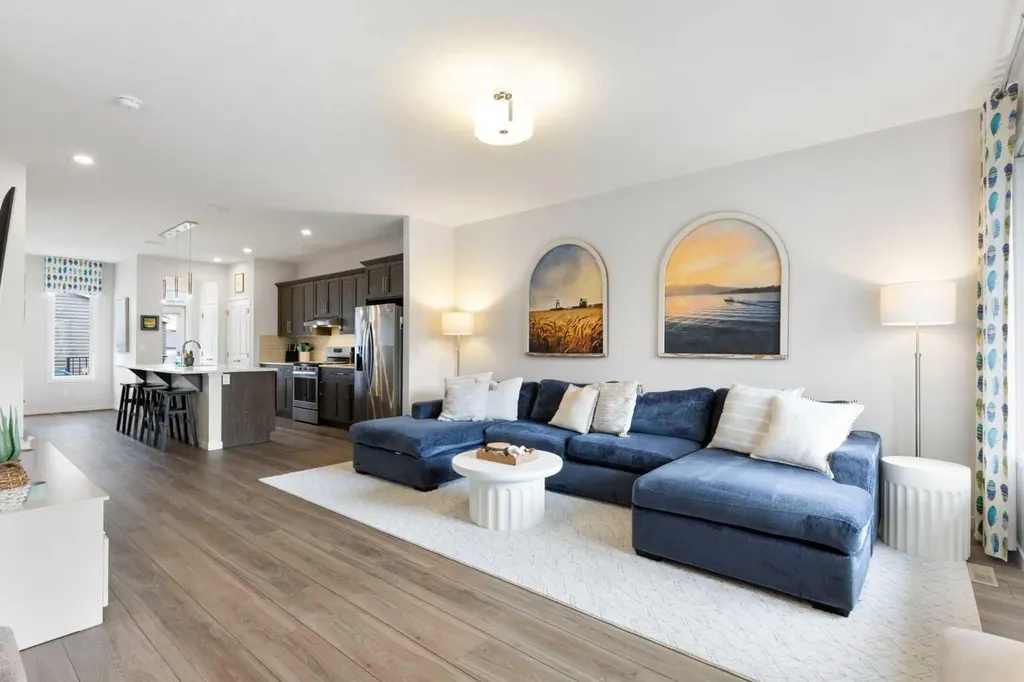 40 Dawson Harbour Villas Chestermere AB T1X 2A3