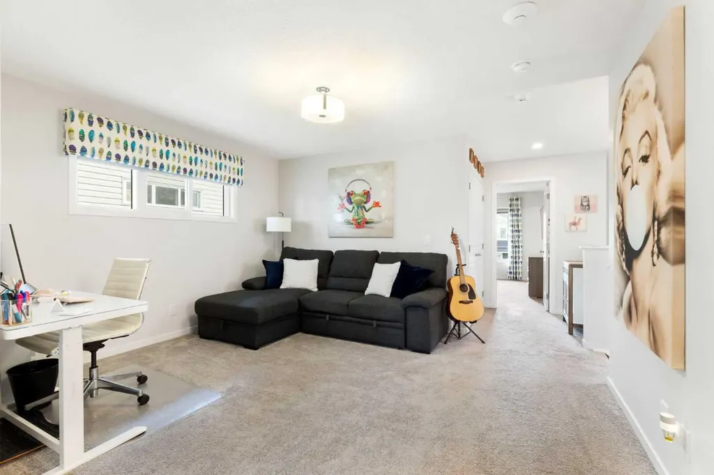 40 Dawson Harbour Villas Chestermere AB T1X 2A3
