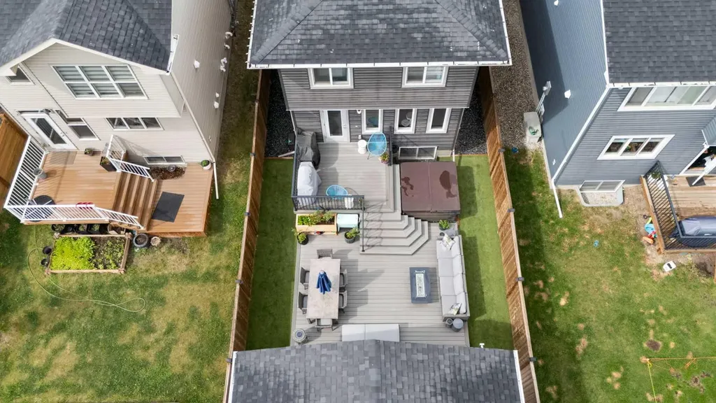 40 Dawson Harbour Villas Chestermere AB T1X 2A3