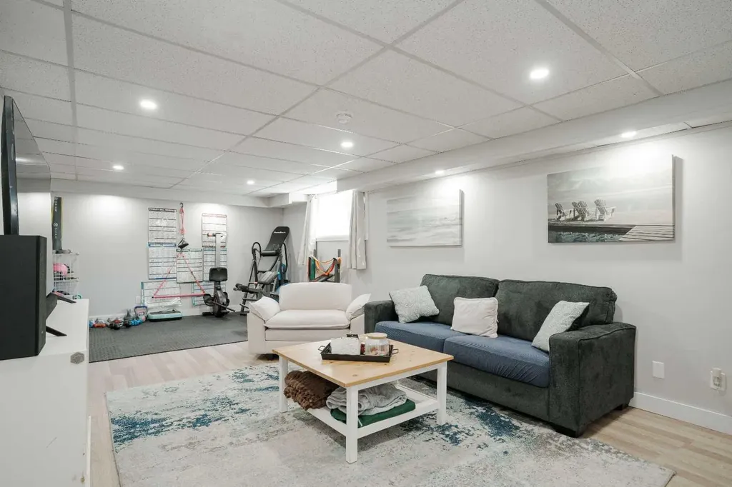 47 Birch Road Fort Mcmurray AB T9H 1J6