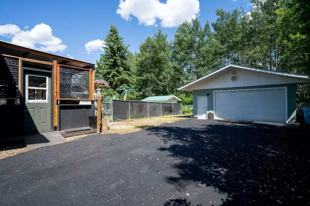 47 Birch Road Fort Mcmurray AB T9H 1J6