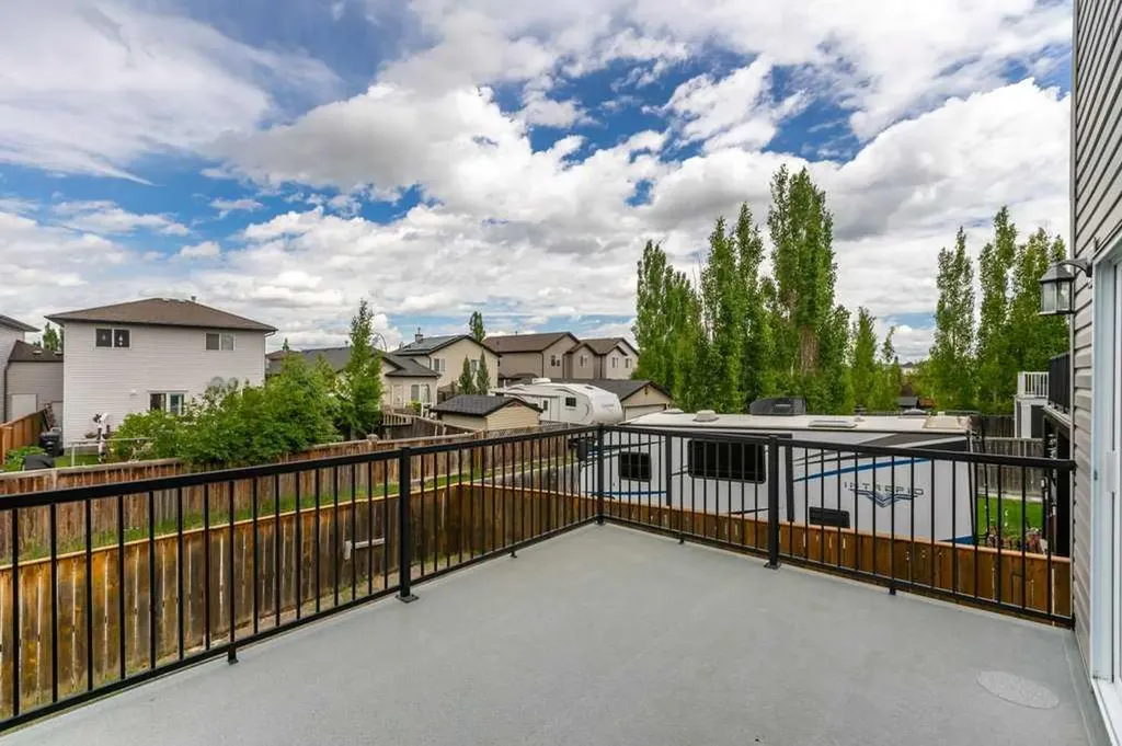 1724 High Park Boulevard NW High River AB T1V 1Z8
