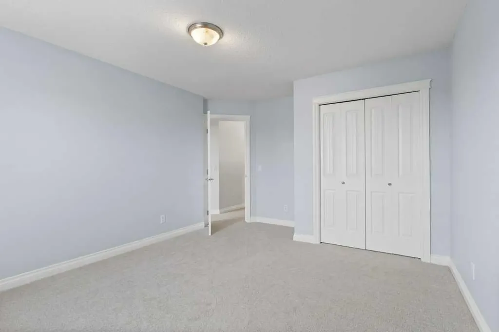 1724 High Park Boulevard NW High River AB T1V 1Z8