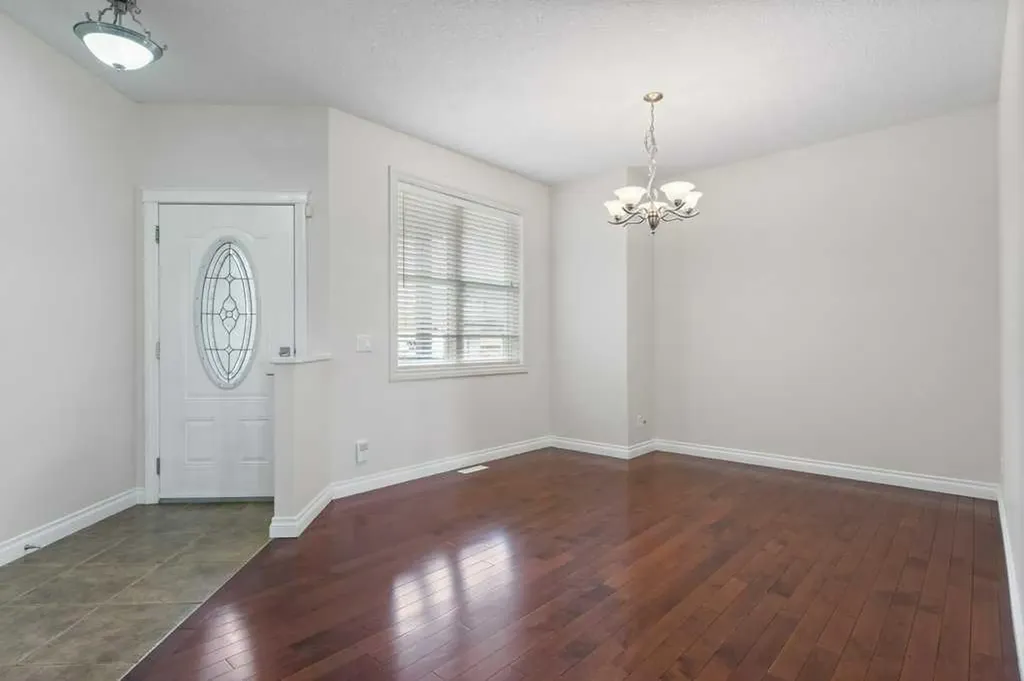 1724 High Park Boulevard NW High River AB T1V 1Z8