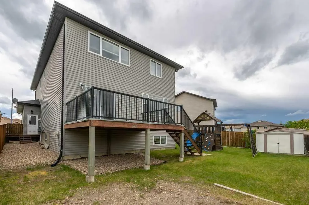 1724 High Park Boulevard NW High River AB T1V 1Z8
