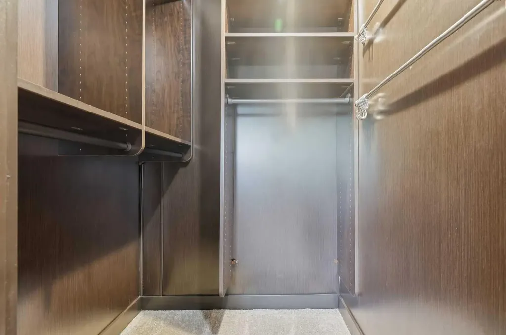 316 Canniff Place SW Calgary AB T2W 2L9