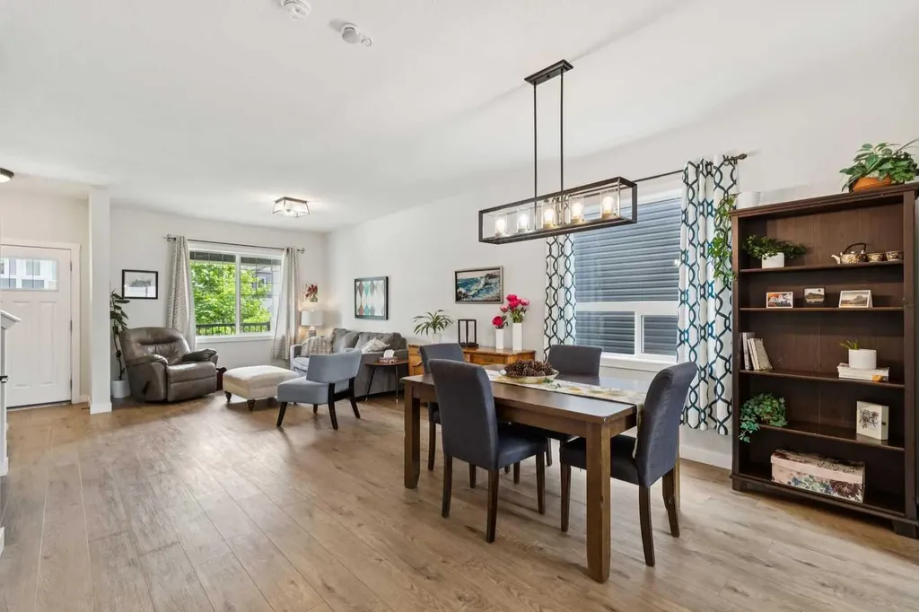 198 Legacy Reach Crescent SE Calgary AB T2X5A7
