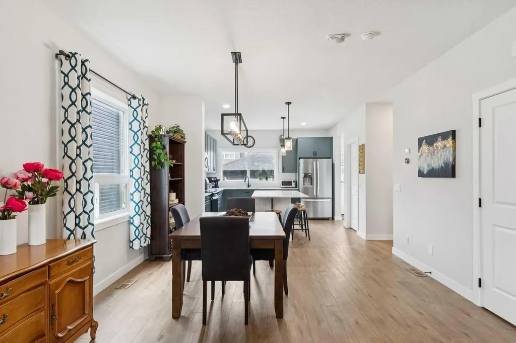 198 Legacy Reach Crescent SE Calgary AB T2X5A7